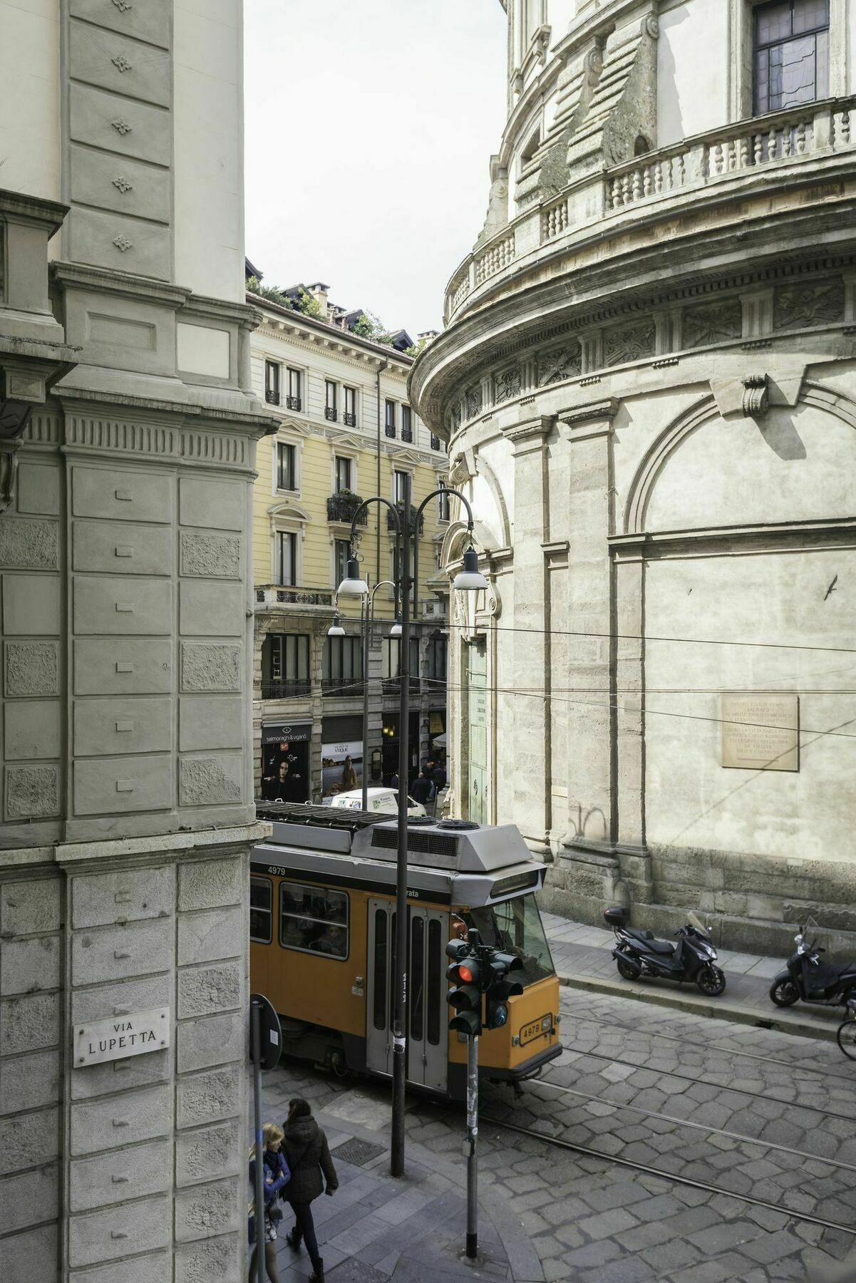 Piazza Duomo - Rentclass Lucilla Milan Exterior photo